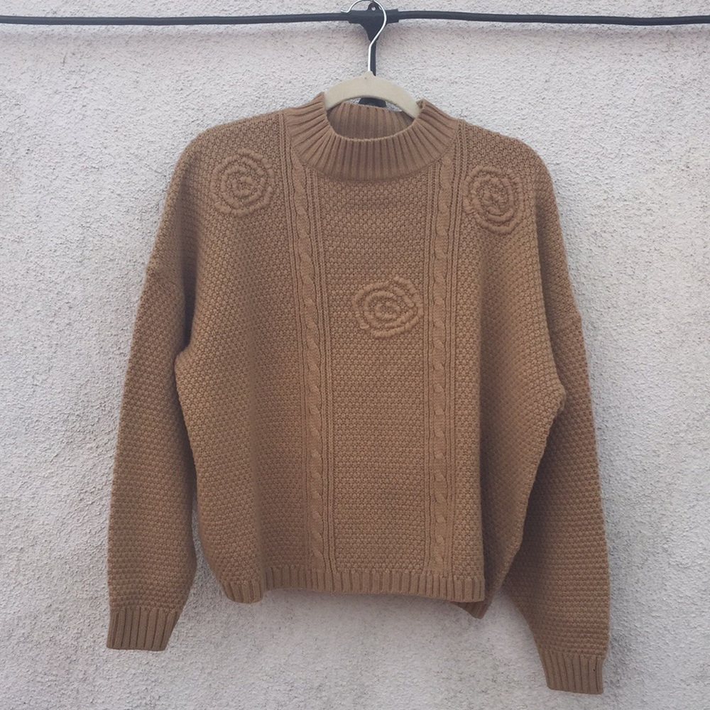 Women’s cropped drop shoulder sweater